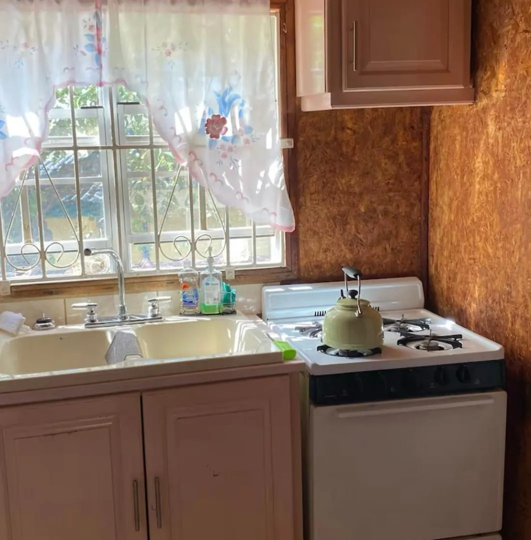 Oj'S Guest House Crab Hill 0*,  Αντίγκουα και Μπαρμπούντα